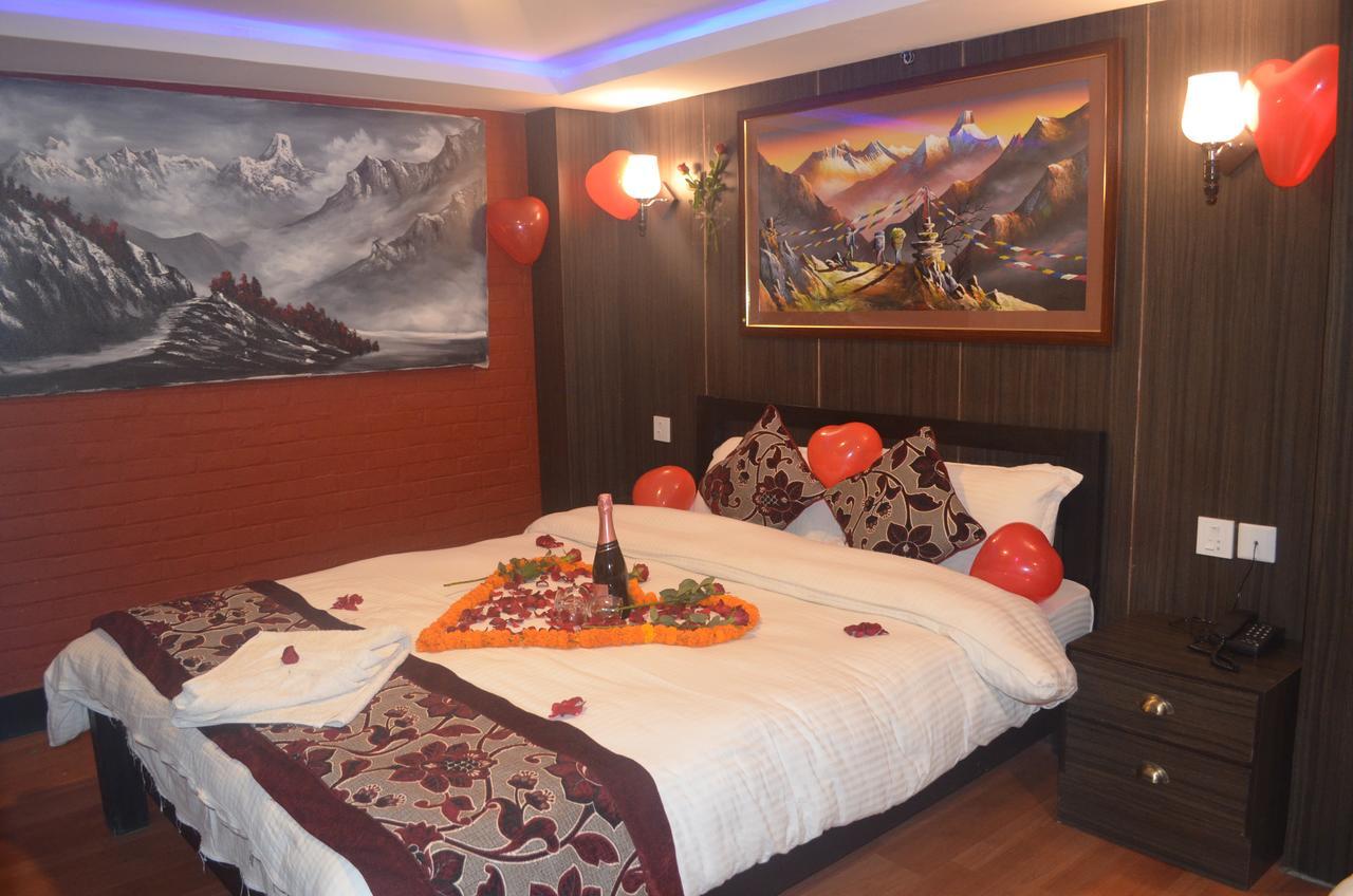 Hotel Holiday Inn Katmandu Eksteriør bilde